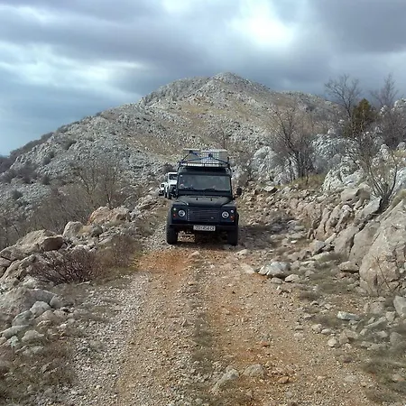 Micanovi Dvori Mobile Village Zrmanja Parco vacanze Obrovac