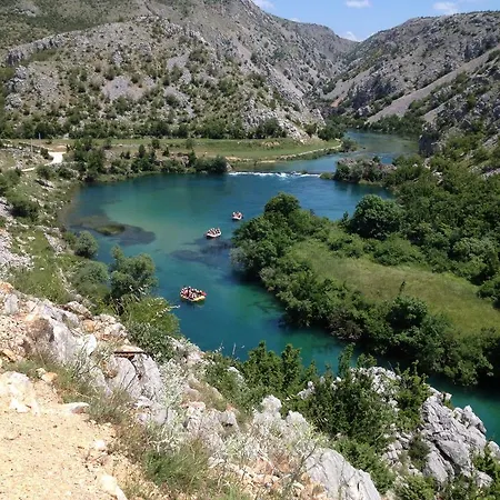 Micanovi Dvori Mobile Village Zrmanja Parco vacanze