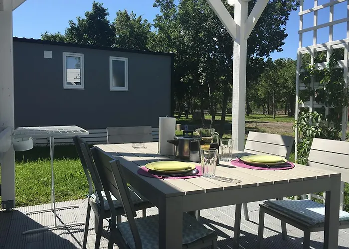 Micanovi Dvori Mobile Village Zrmanja