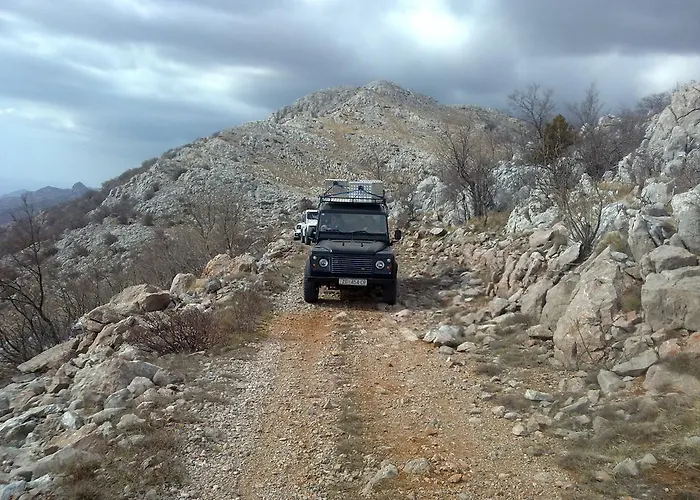 Micanovi Dvori Mobile Village Zrmanja Park za odmor Obrovac